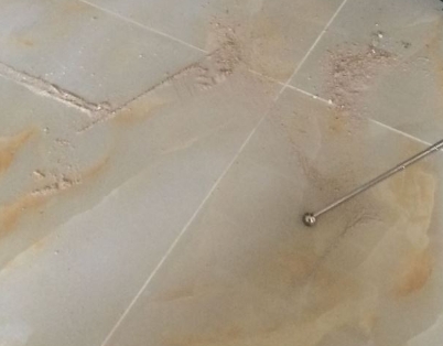 涉县瓷砖空鼓维修公司分享粘合剂选择不当在瓷砖铺贴过程中可能导致以下问题